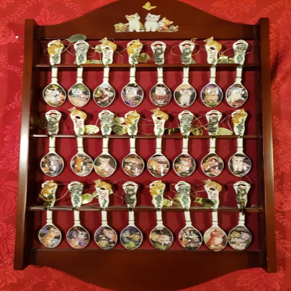 Set of Bradford Exchange Cat Collector Plates & Sp - Picture 2 of 8